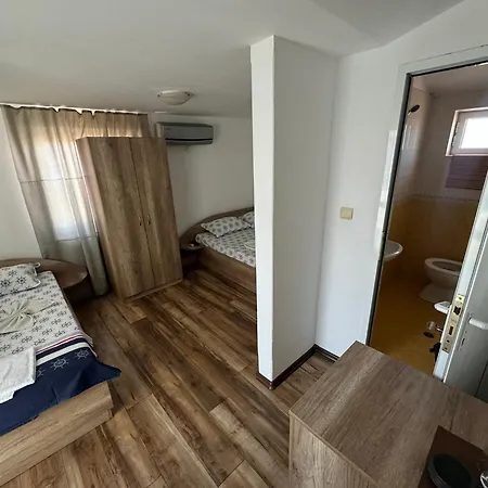 перфекто 3* 체르노모레츠