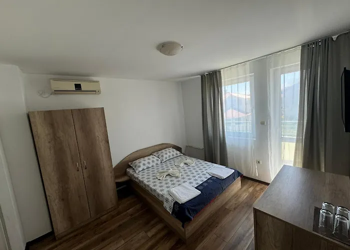 перфекто 3* Черноморец