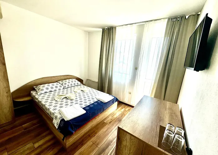 招待所 перфекто 切尔诺莫雷茨