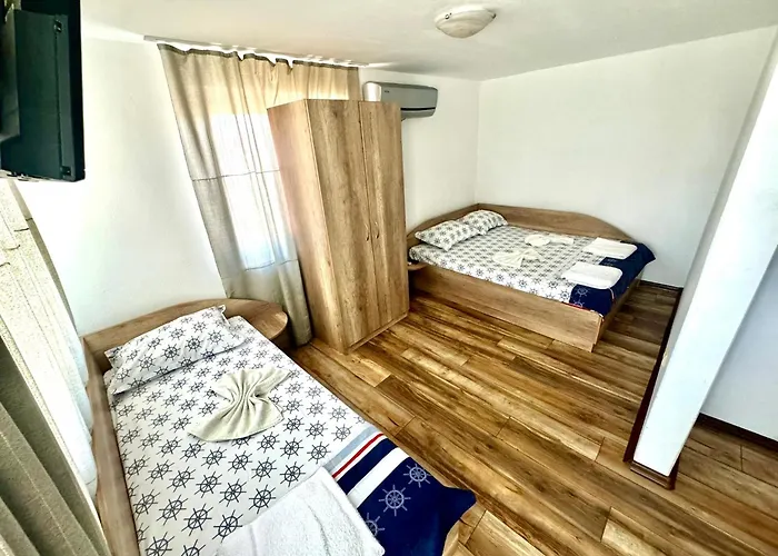 перфекто 3* 切尔诺莫雷茨