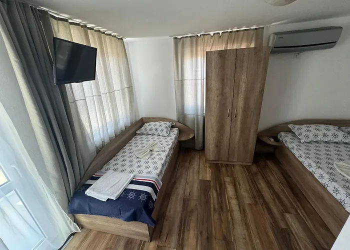 招待所 перфекто 切尔诺莫雷茨