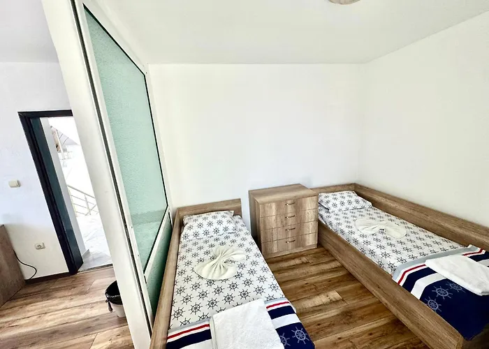 招待所 перфекто 切尔诺莫雷茨